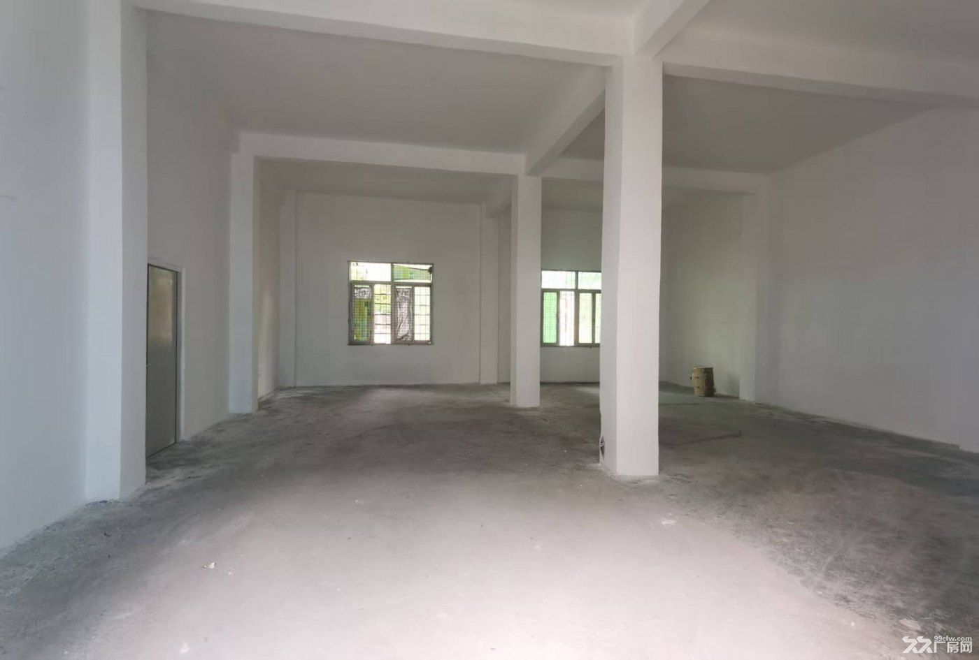 龙华大型工业区一楼230平厂房出租 - 2