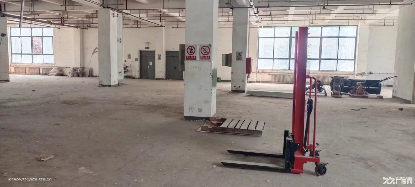 出租石家庄高新区工业园区标准厂房一楼1100平 - 3
