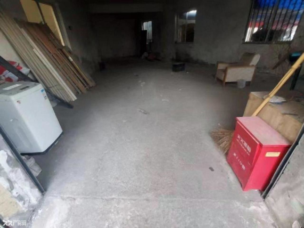 房东出租:黄渡 200平独门独院 院子有雨棚 行业不限 - 4