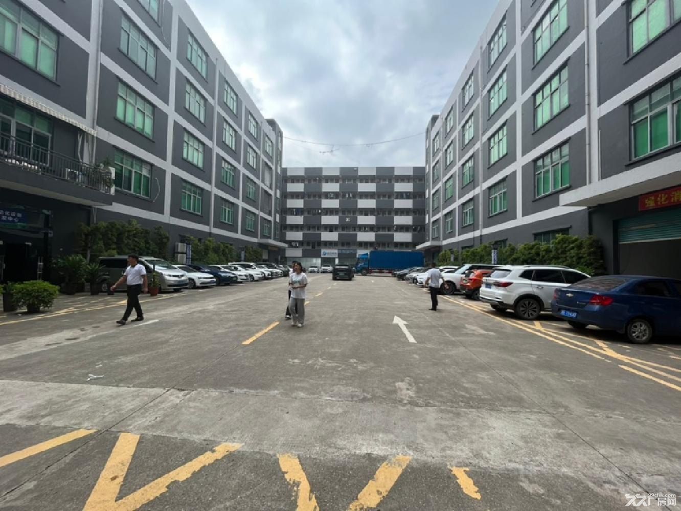 深圳坪山坑梓比亚迪附近一楼厂房1260平出租