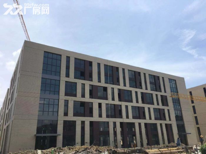 租厂是成本买厂是资产丨独栋带院子厂房 可按揭首付3成 50年产权