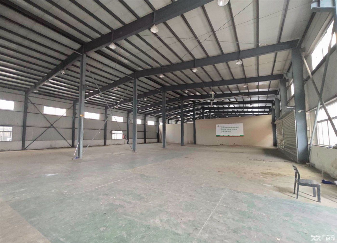 房东直租:徐泾沪青平公路1100平,原房东,无公摊,场地大车好进出 - 5