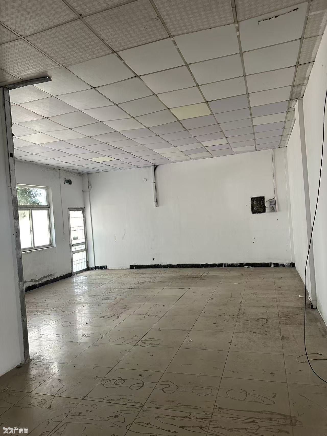 一楼 120平米  小面积厂房出租 - 2