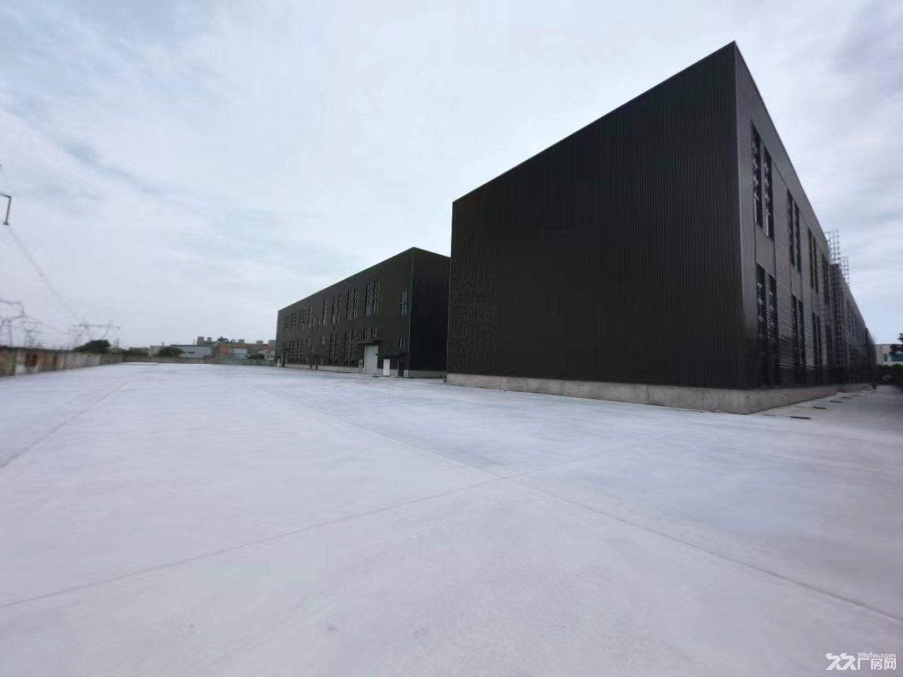 松江工业区独栋双层厂房出售1491平方米
