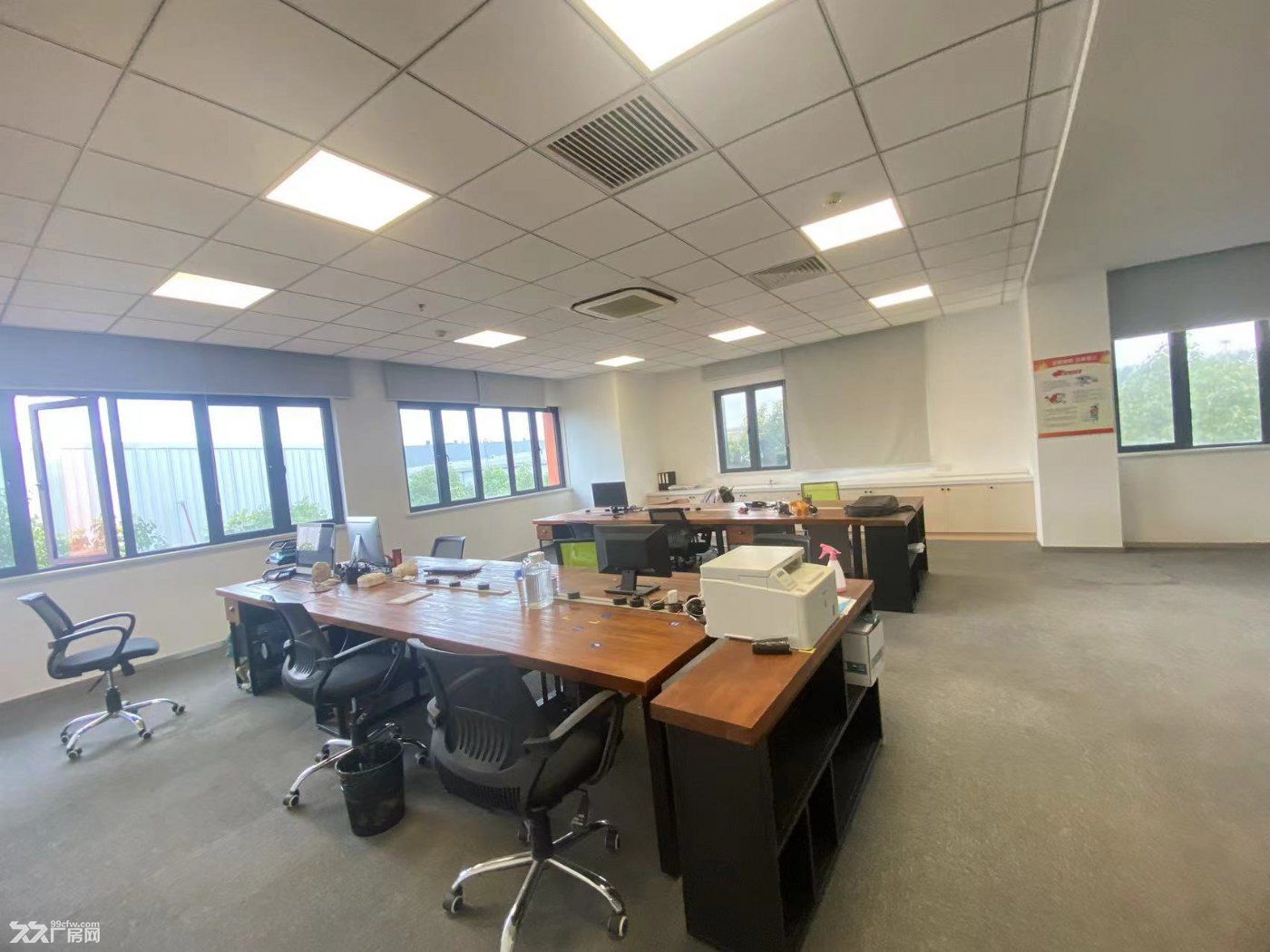颛桥都会路向阳工业园标准工厂700.940.1300.2700.最大4600平 - 2