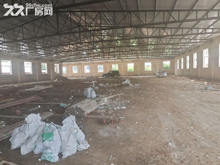 于洪沙岭附近厂房2050平厂房,厂房砖混结构举架4.5米,办公楼360平两层有动