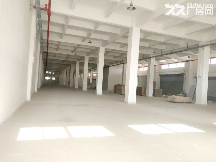 惠州博罗福达工业区一楼厂房出租 2600平 可办环评 空地大 - 2