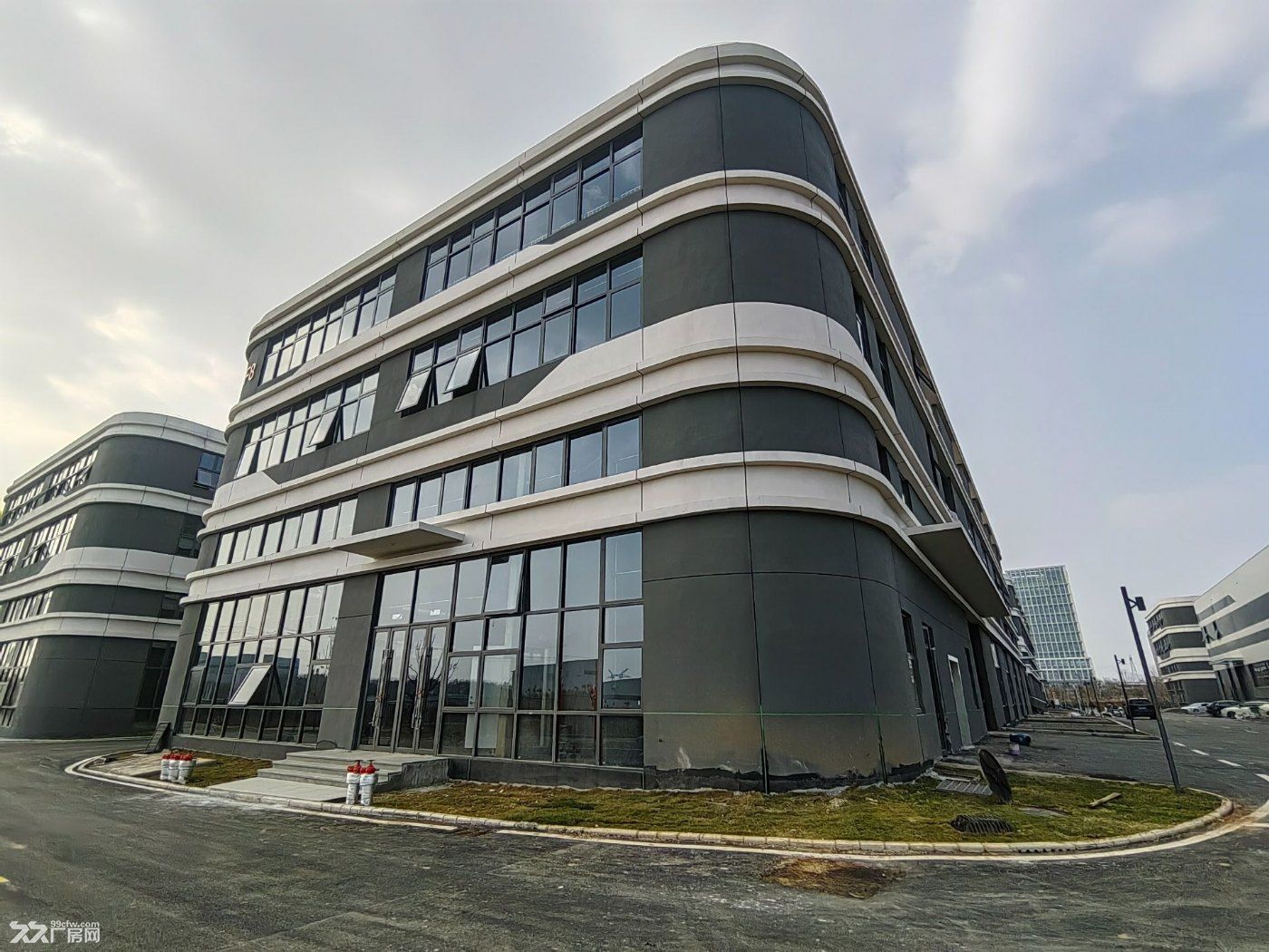 经开区甲类厂房出租,3000㎡可分租,金刚砂地坪,园区入口可进大货车 - 5