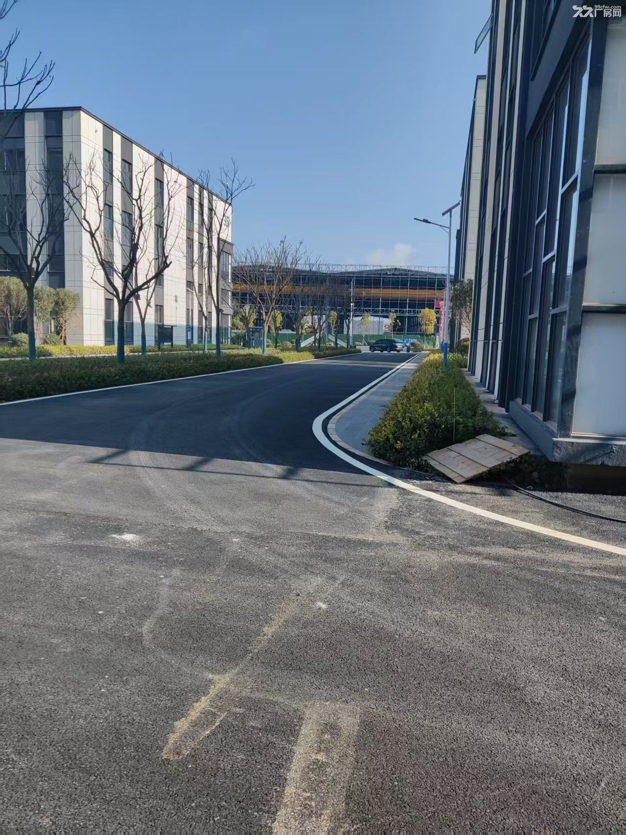 呈贡高新区独栋厂房!高速旁周边配套成熟!价格可谈!现房销售! - 4