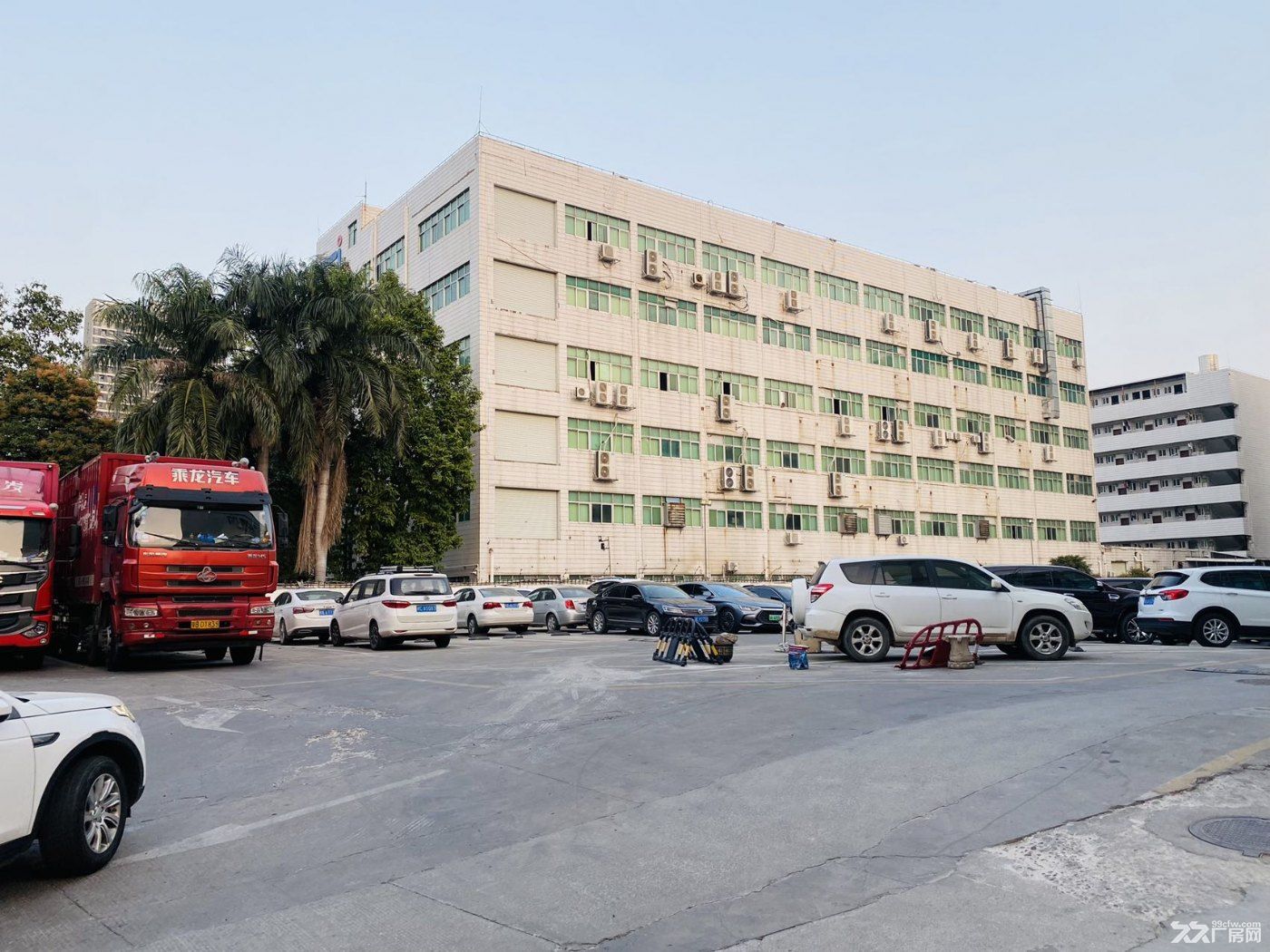 公民带红本标准独院厂房出租，带无尘车间