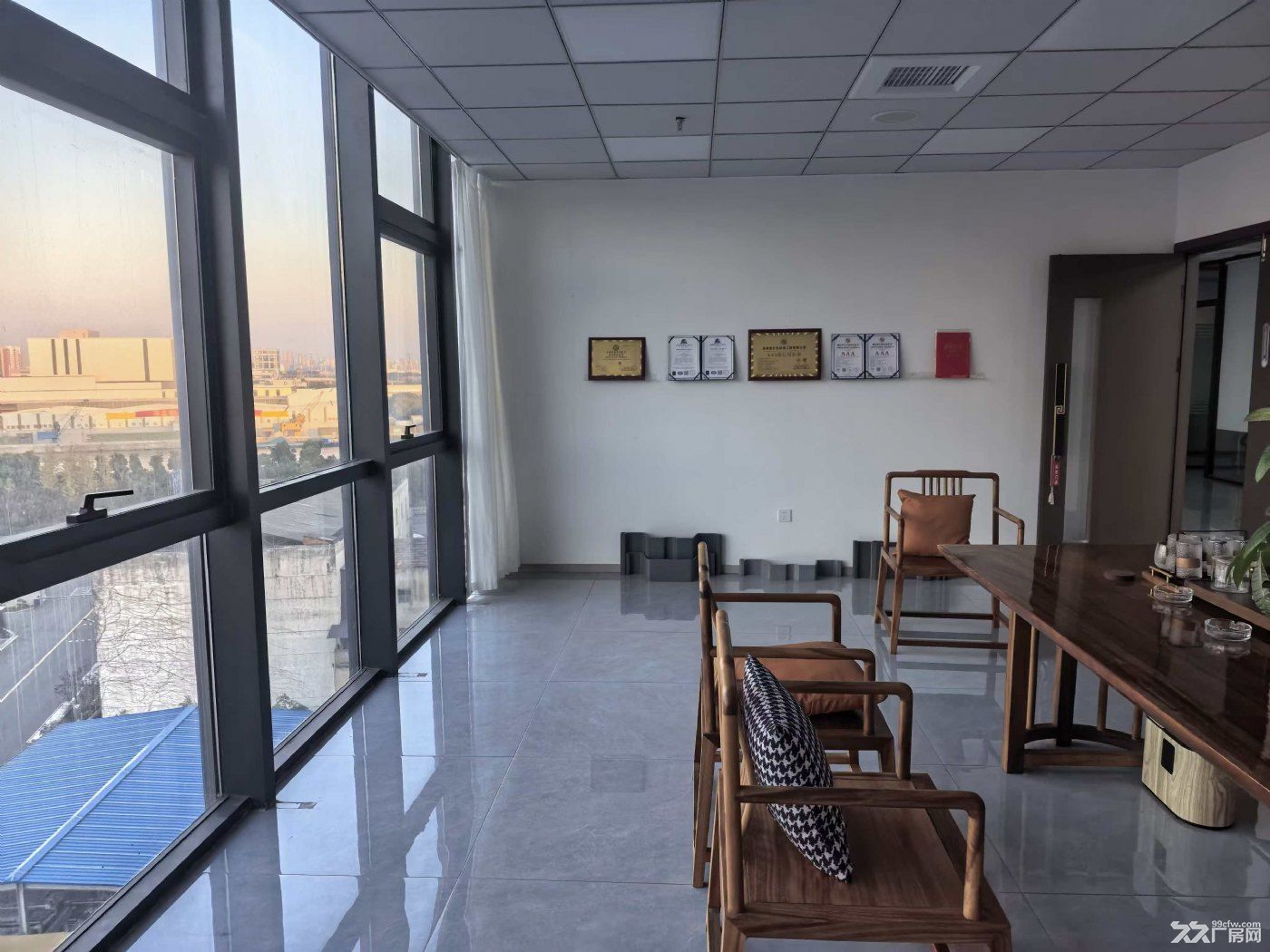 出租吴中城南,全新豪装500平办公室,可分割出租,年底价格力度大,面议 - 6