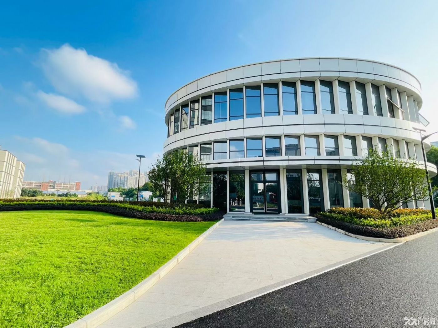 东西湖三环边全新厂房出租出售，靠近硚口古田 - 2