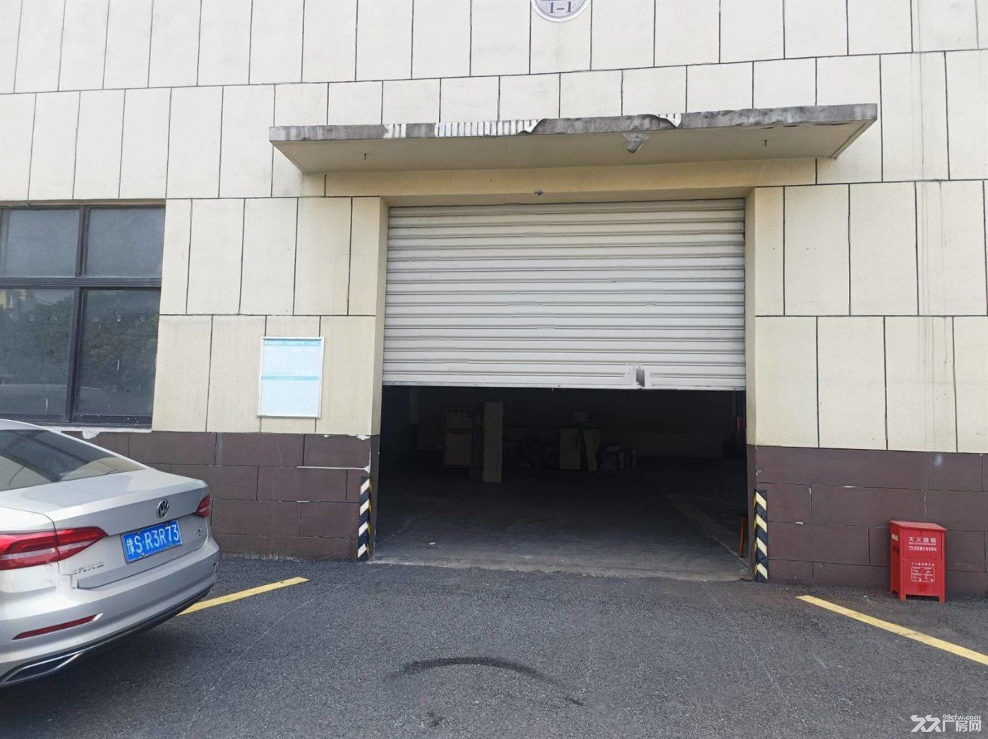 嘉松北路7301新出全新单层厂房1100平方米送600平阁楼