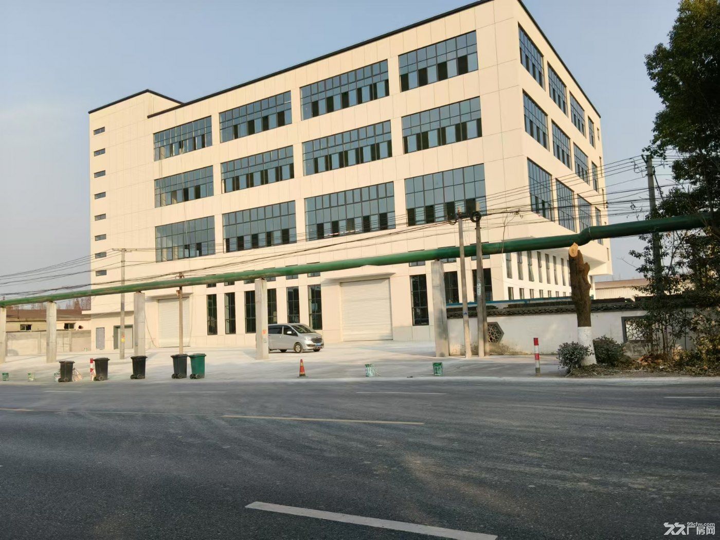 德清钟管保戈公路旁6620方厂房出租(可分租、带环评)