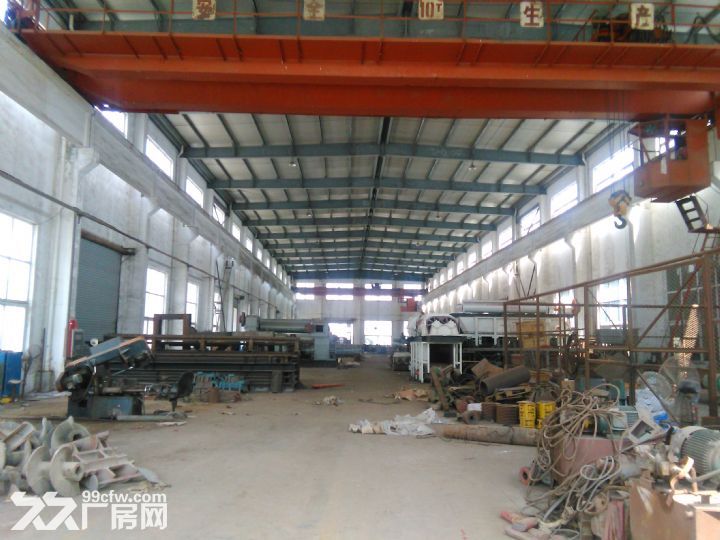 一个是2000平米，长度90米，宽度21米，高度12米，内有 - 2