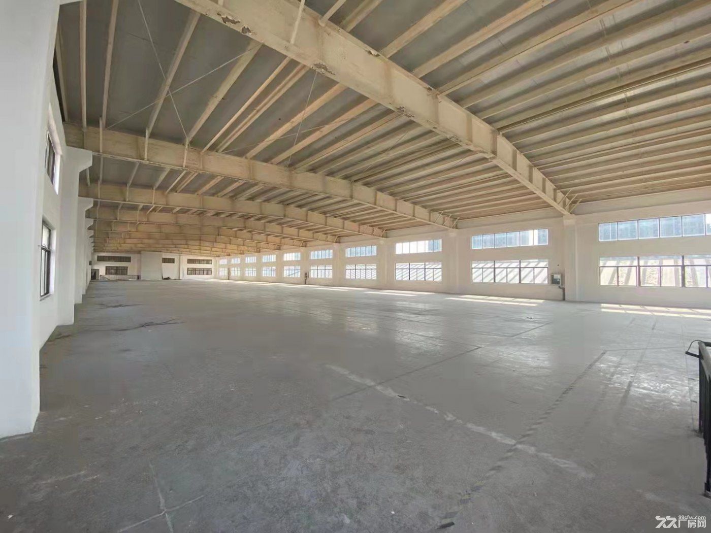 松江城区一楼4000平厂房超长展示面，汽车展厅，工厂特卖店， - 3