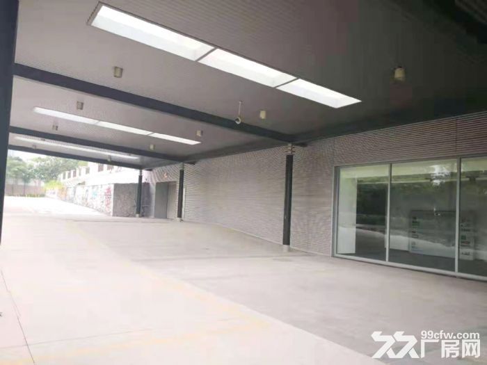 龙岗坂田主干道边一楼厂房8000平,原房东带红本,可做4S店 - 2