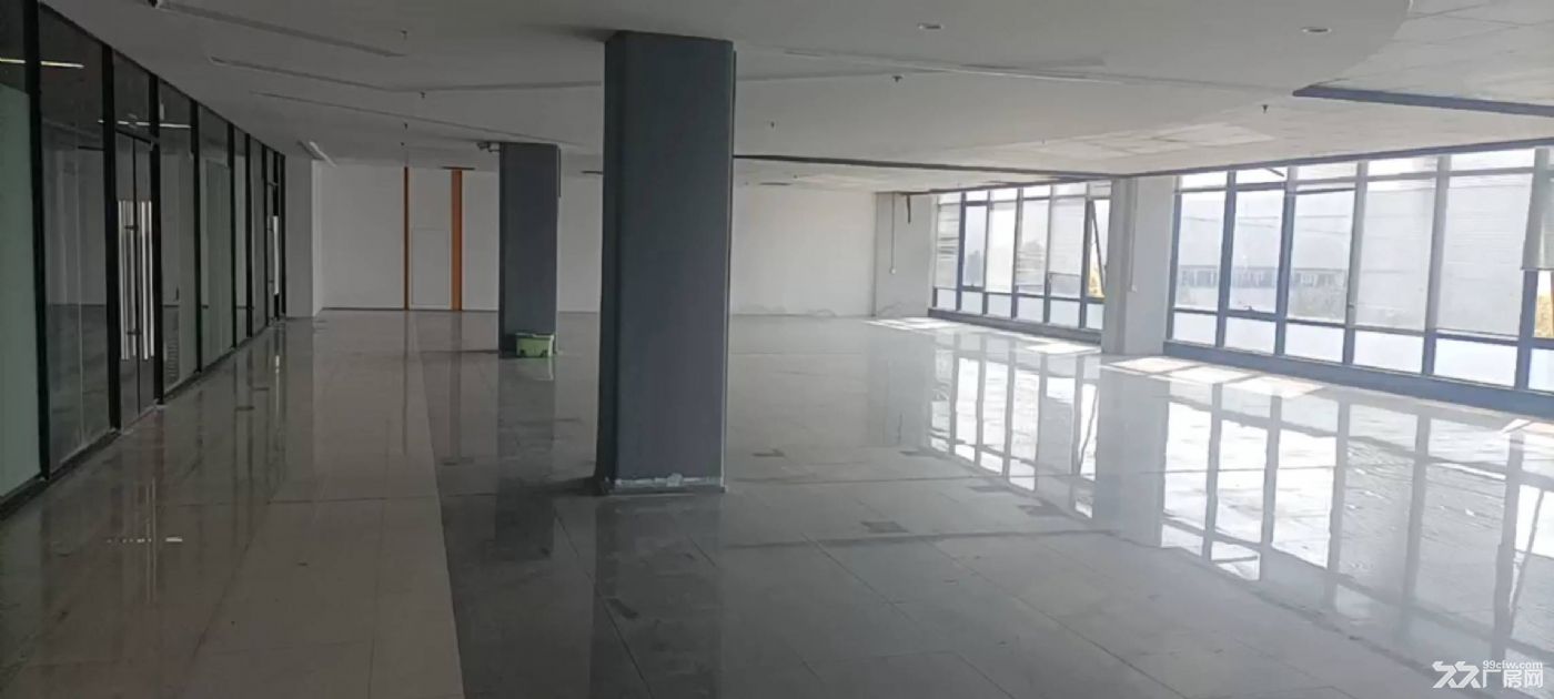 莲花南路15号地铁线办公厂房出租，带有5吨货梯，100平起租 - 4