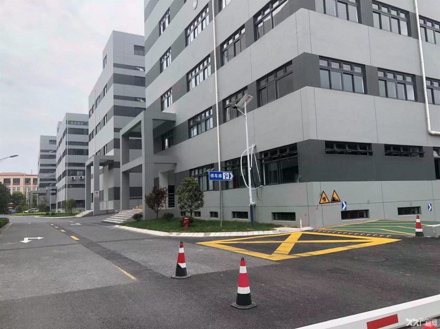 房东出租:恒定路厂房仓库1000到1500到2000到30000独独院 - 6
