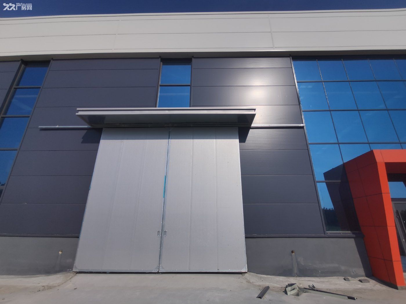 出售12米单层钢结构厂房,独栋带院子,交通物流方便