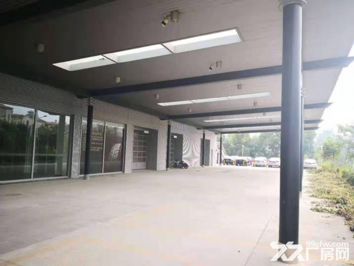 龙岗坂田主干道边一楼厂房8000平,原房东带红本,可做4S店
