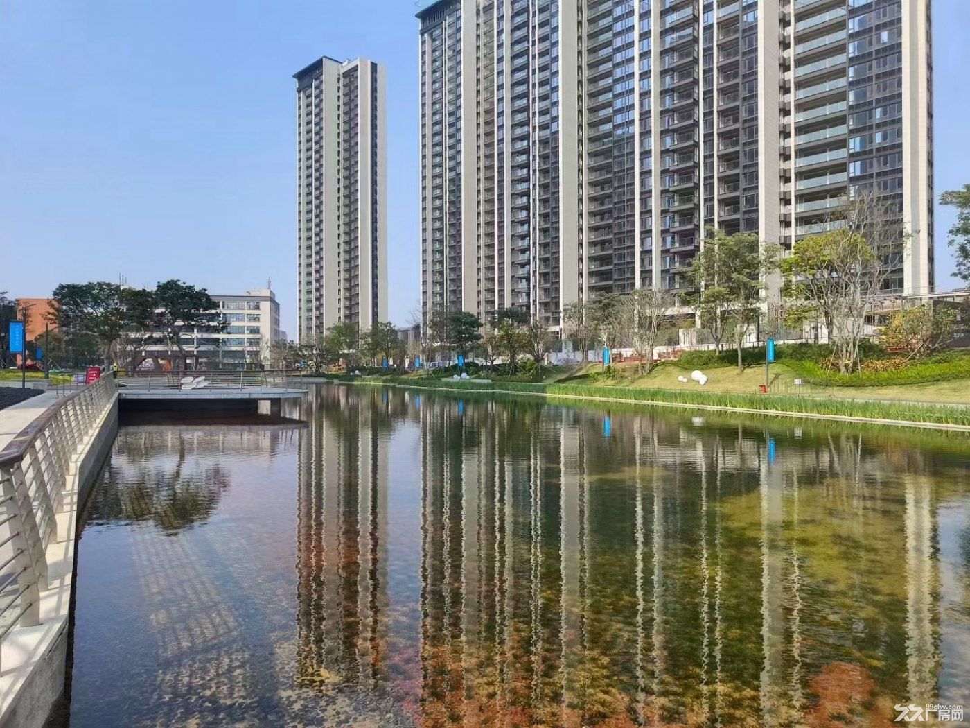 深圳光明全新独立红本50年，花园式厂房出售，410平米起售！