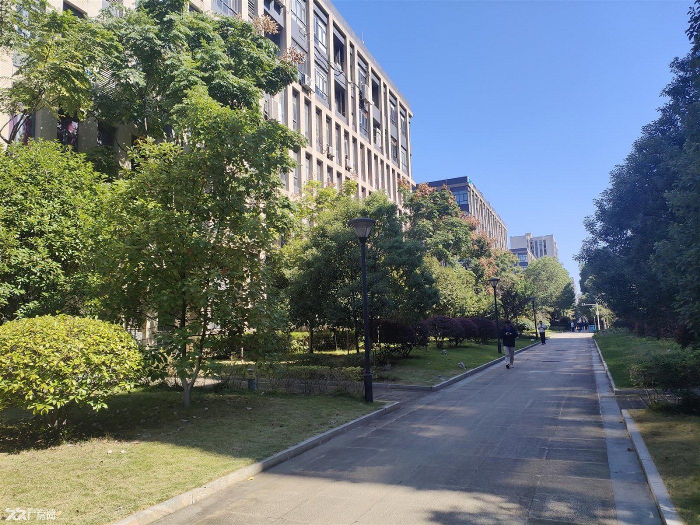 人民路地铁口1楼380平方米 带装修配套完善 - 8