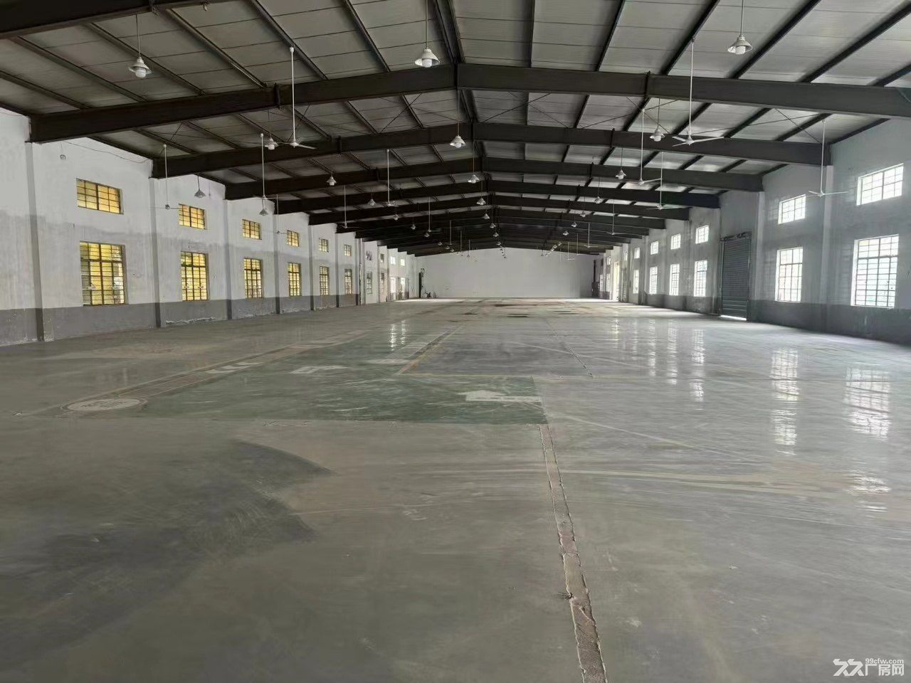 闵行莘庄工业区3650平方米单层厂房出租，可分租