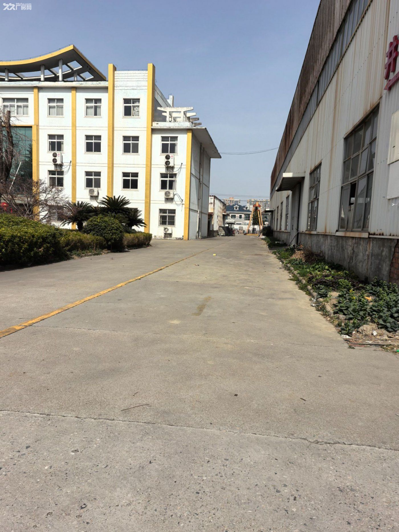 泰州苏北广场,自家厂房对外出租,水电齐全,交通便利,价格可谈。 - 3