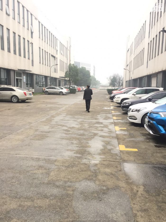滨文路一楼1200方,层高6米,适合展厅摄影科技类 - 7