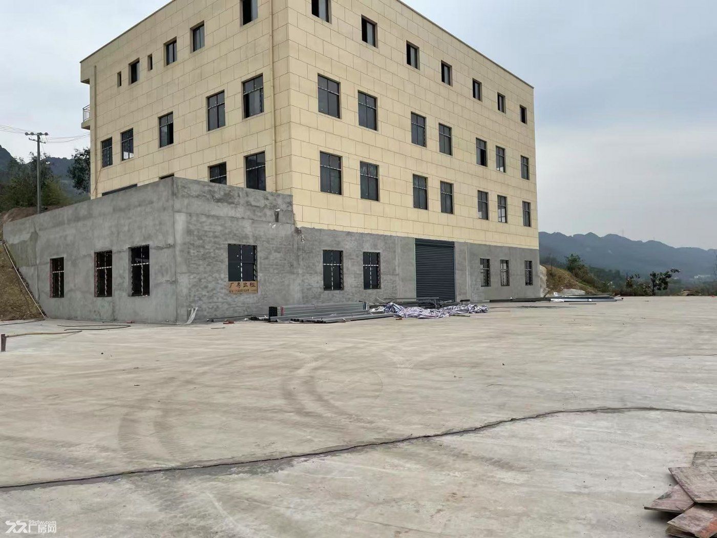 渝北区龙兴工业园盛兴大道附近全新独栋厂房仓库山庄农家乐出租