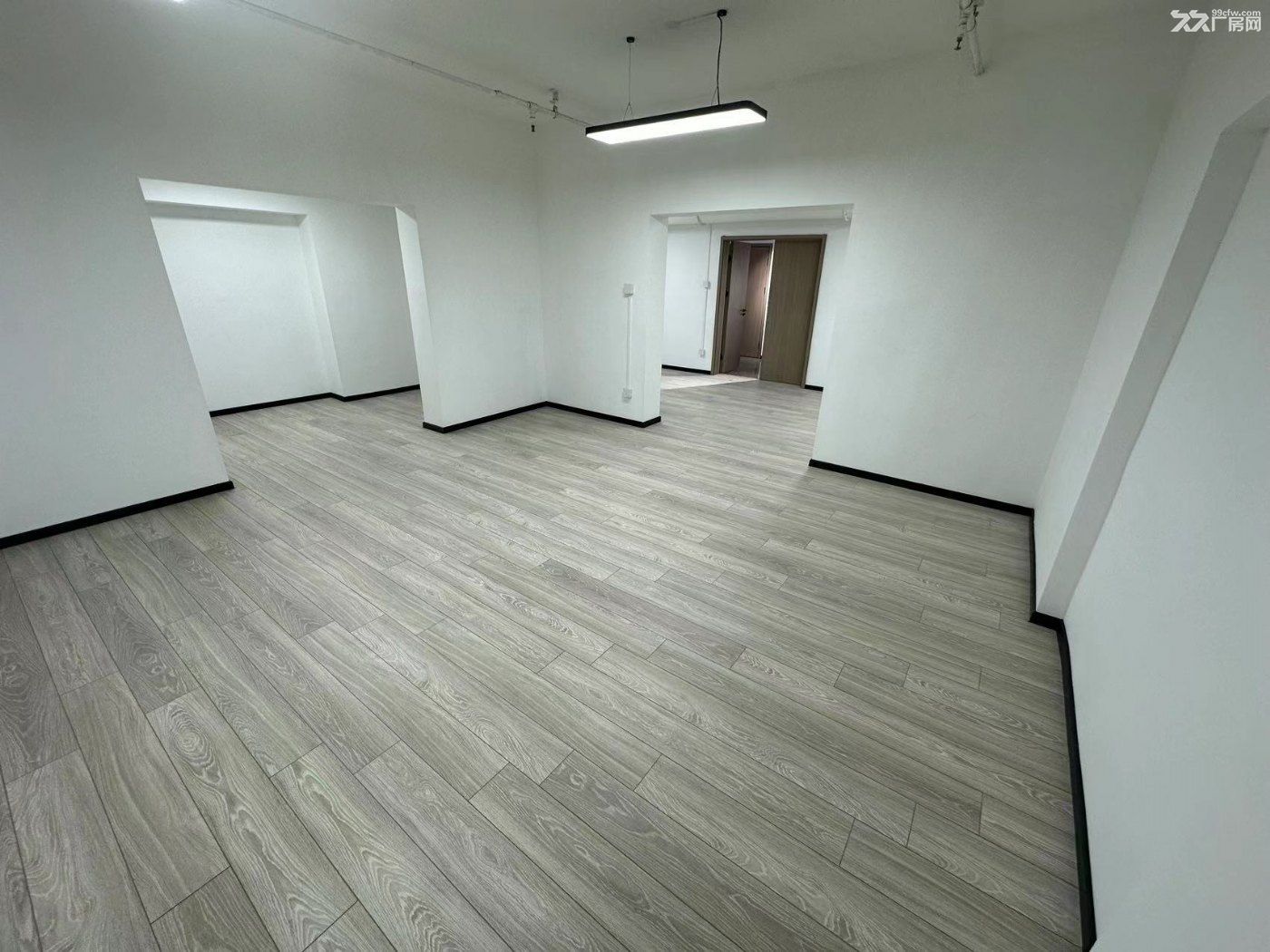 朝阳区半地下可办公可仓储可卸货位置佳 - 8