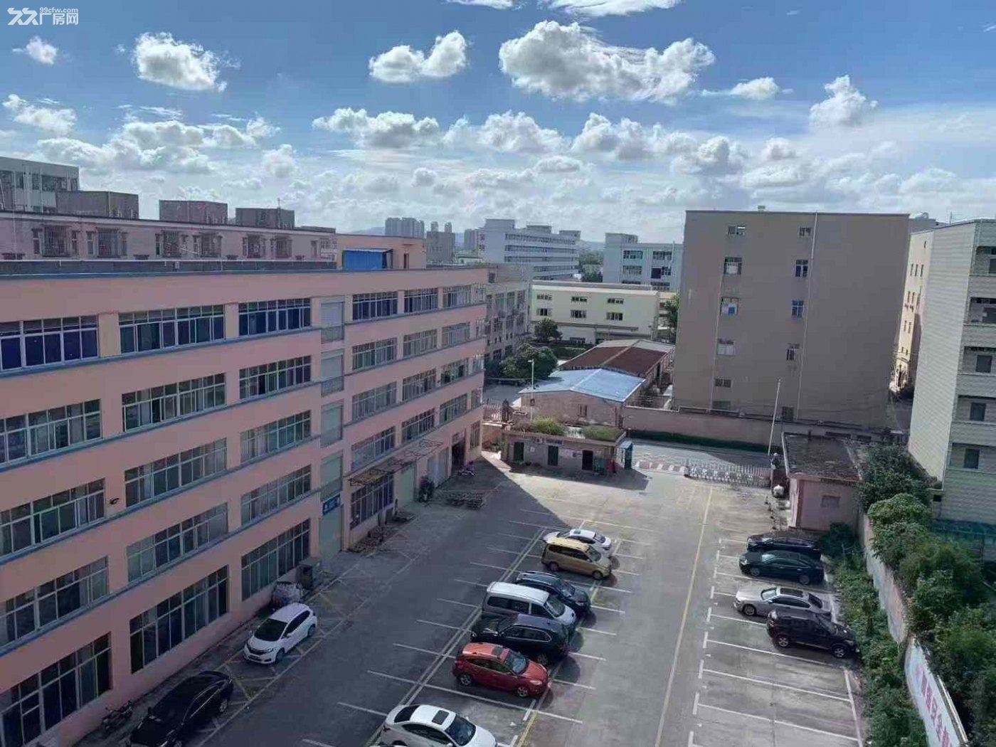 龙华地铁口原房东新出楼上800平无尘车间厂房出租