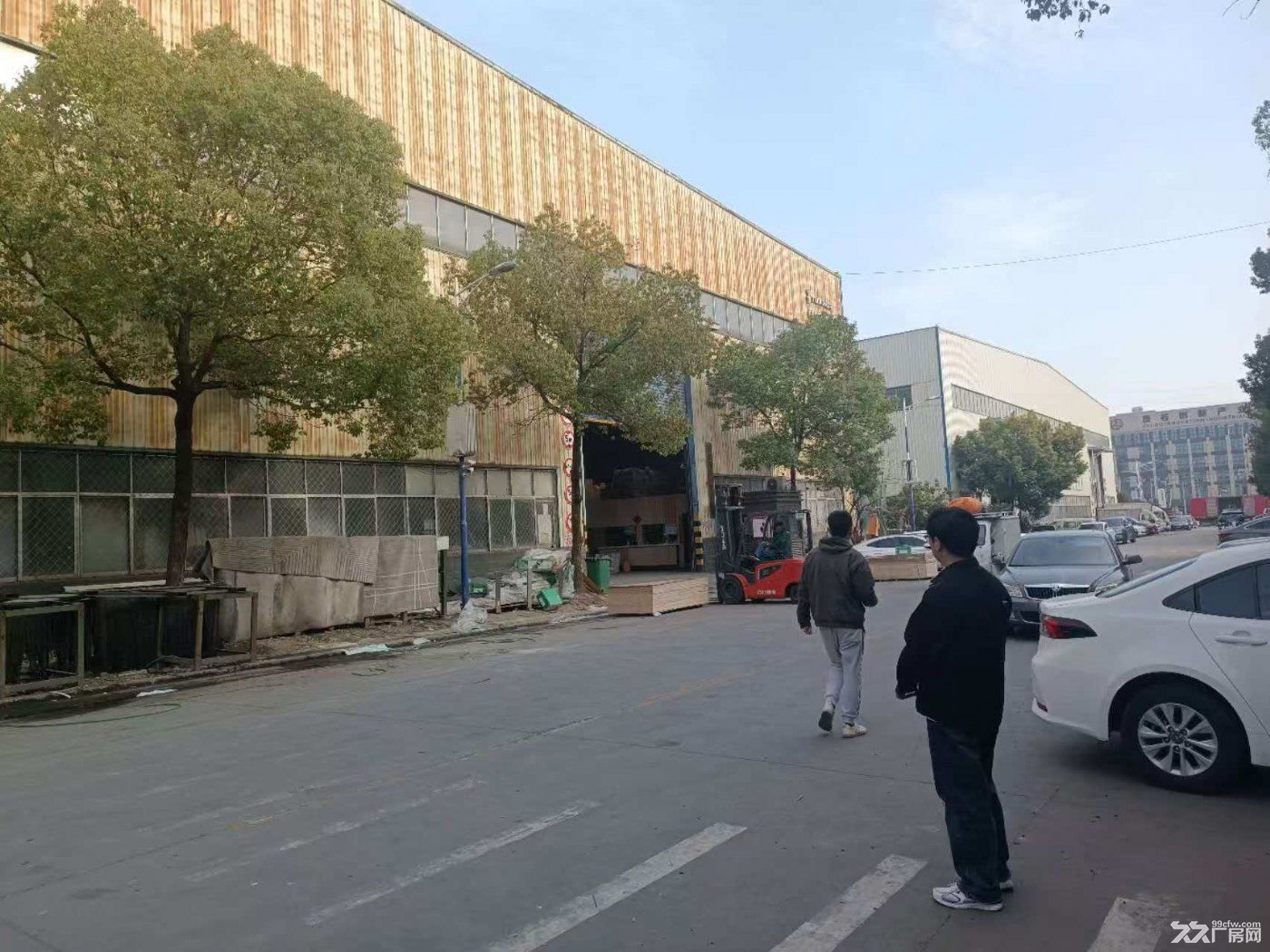 包河区黄金位置厂房优惠出租 - 3