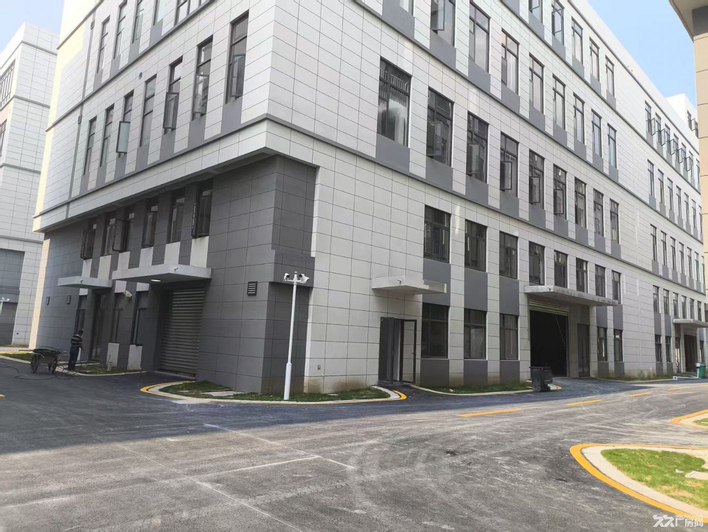 周市高新智能制造园区楼上1000平原房东厂房出租 可分租 - 2
