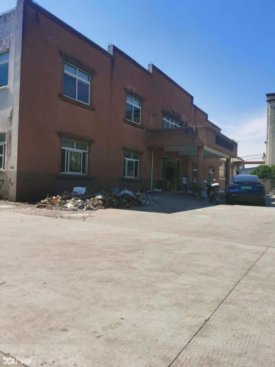 房东出租：独门独户415平，带有5吨行车厂房出租，水电办公室已装好 - 4