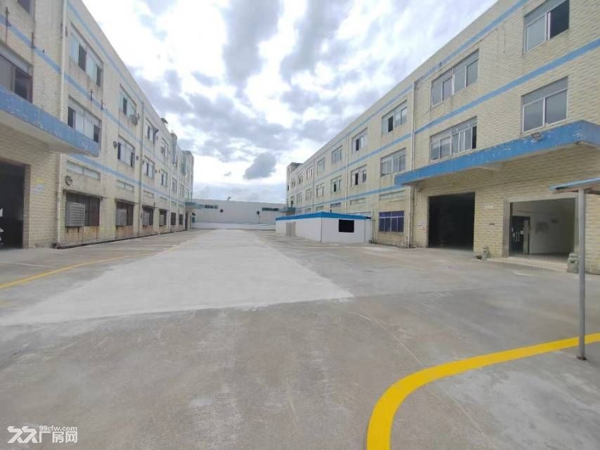 松岗罗田高速标准独院5500平方出租