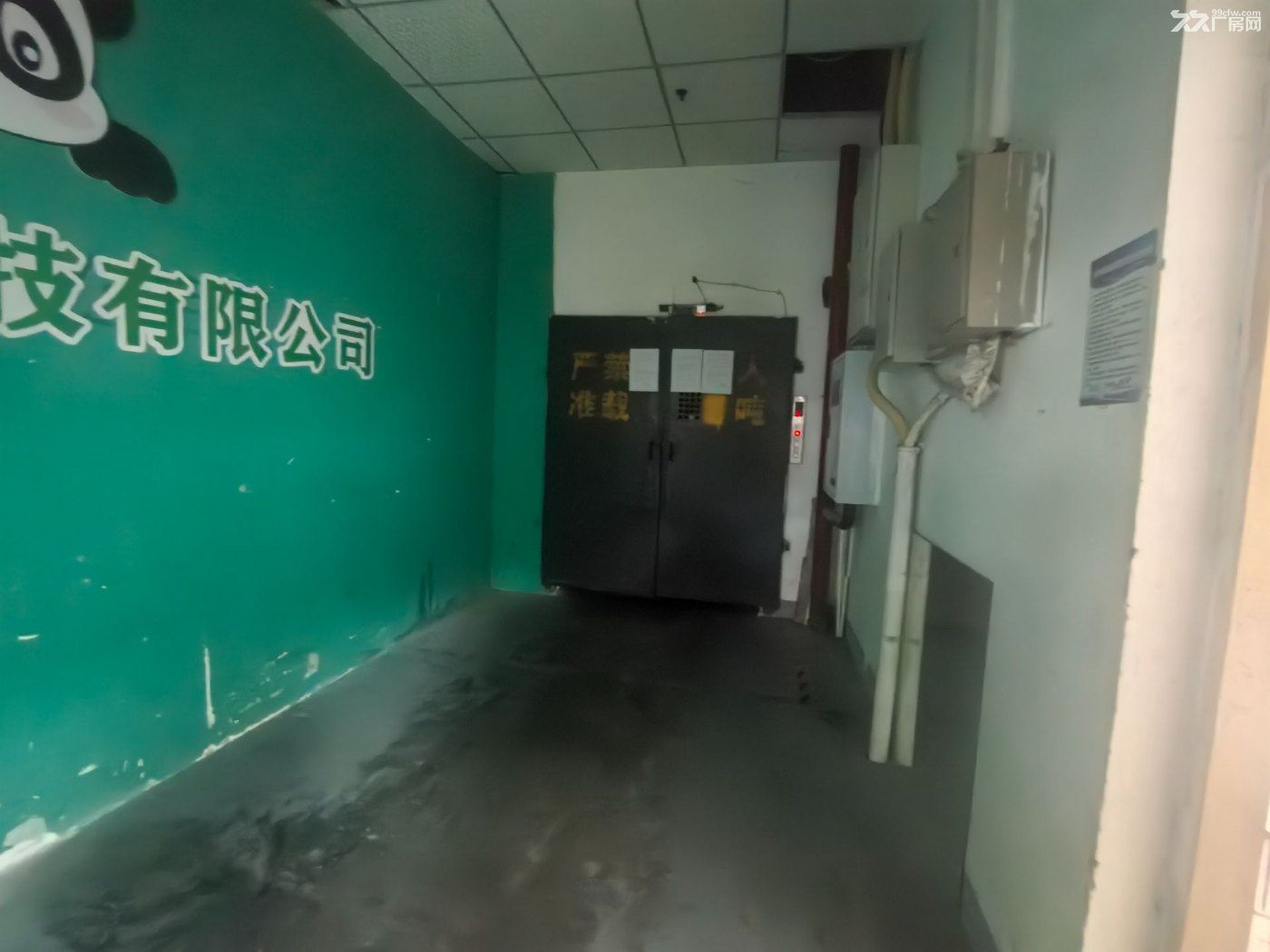 楼上厂房780平米 小加工