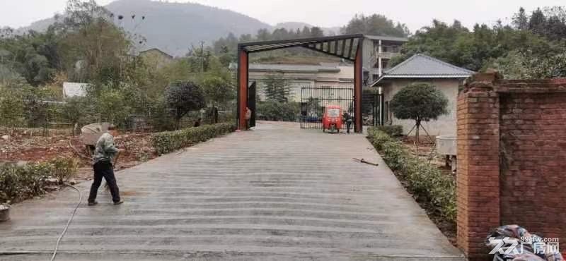 3个各1000平米标准厂房低价出租