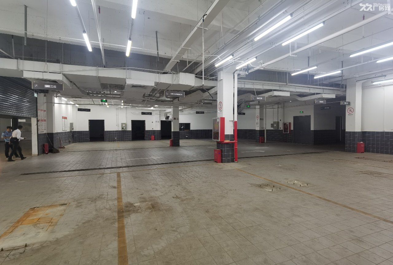 龙华汽车城高速主干道旁5332平展厅出租 - 6
