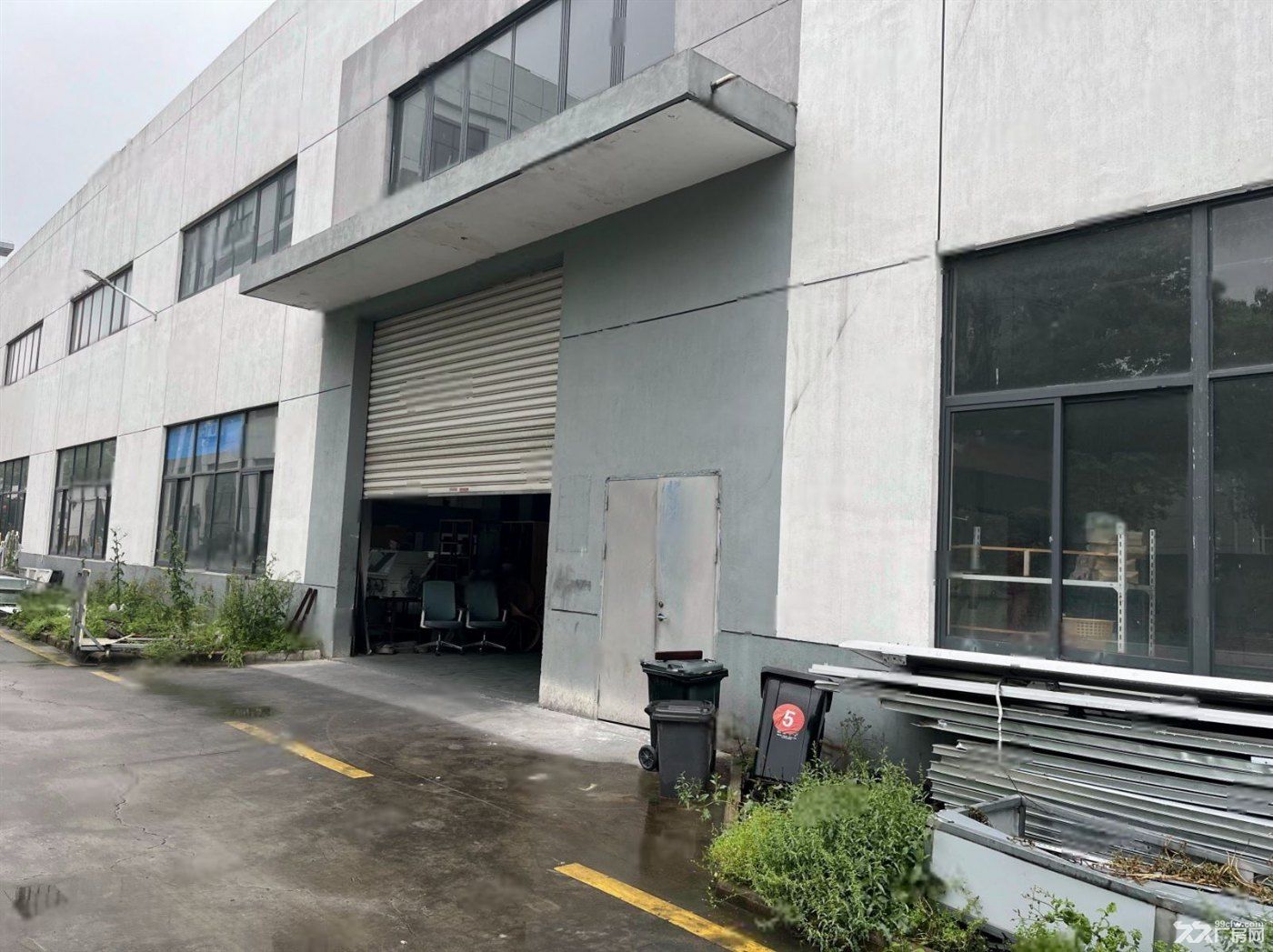 房东出租:出租昆山花桥标准工业厂房,高度 9 米有行车,门55 - 6