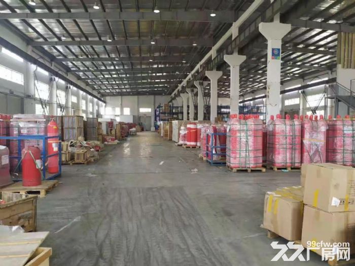 浦东泥城104板块独栋全单层厂房8200平可环评近高速口2公里