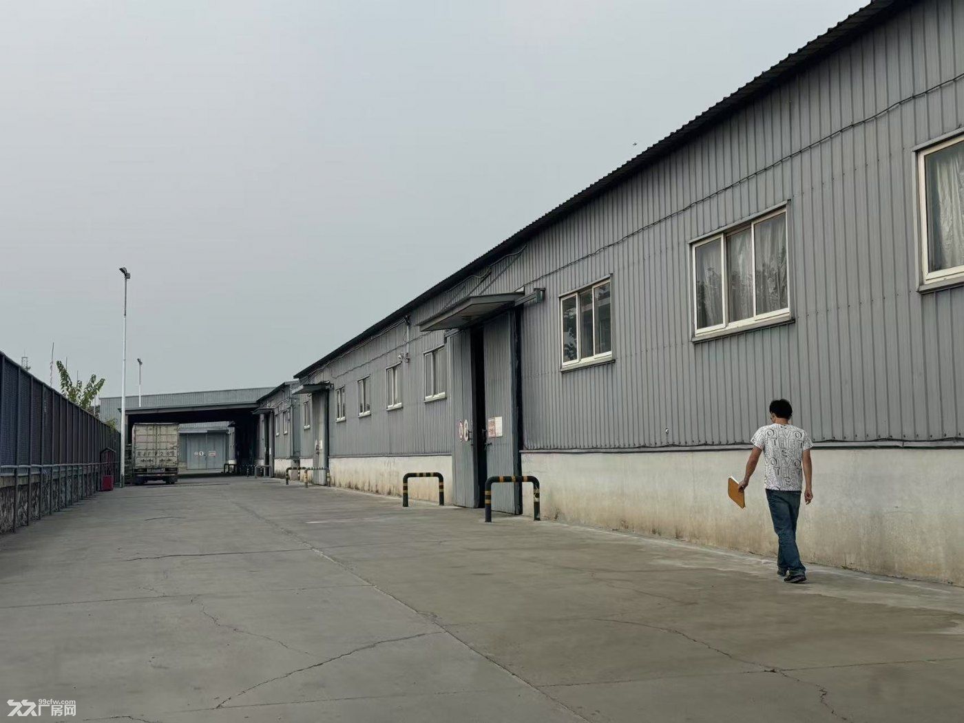 齐善庄库房出租10000平 可分租  大车可进 - 3