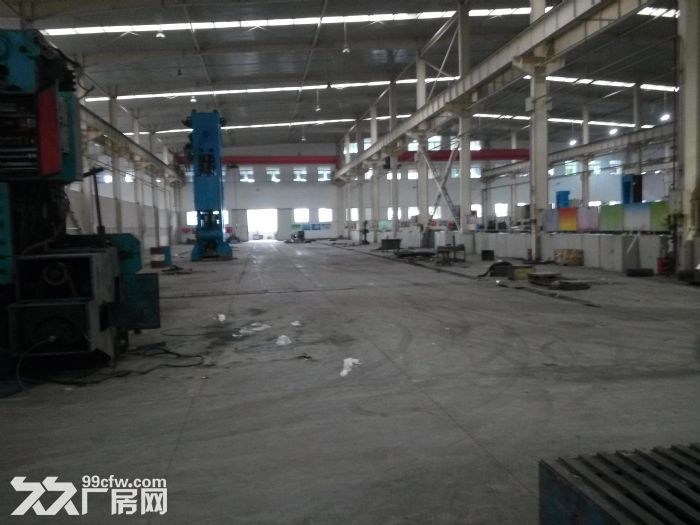 开发区1500平方米厂房出租,高12米,有行车 门高6米,大车好进,水电全,可做