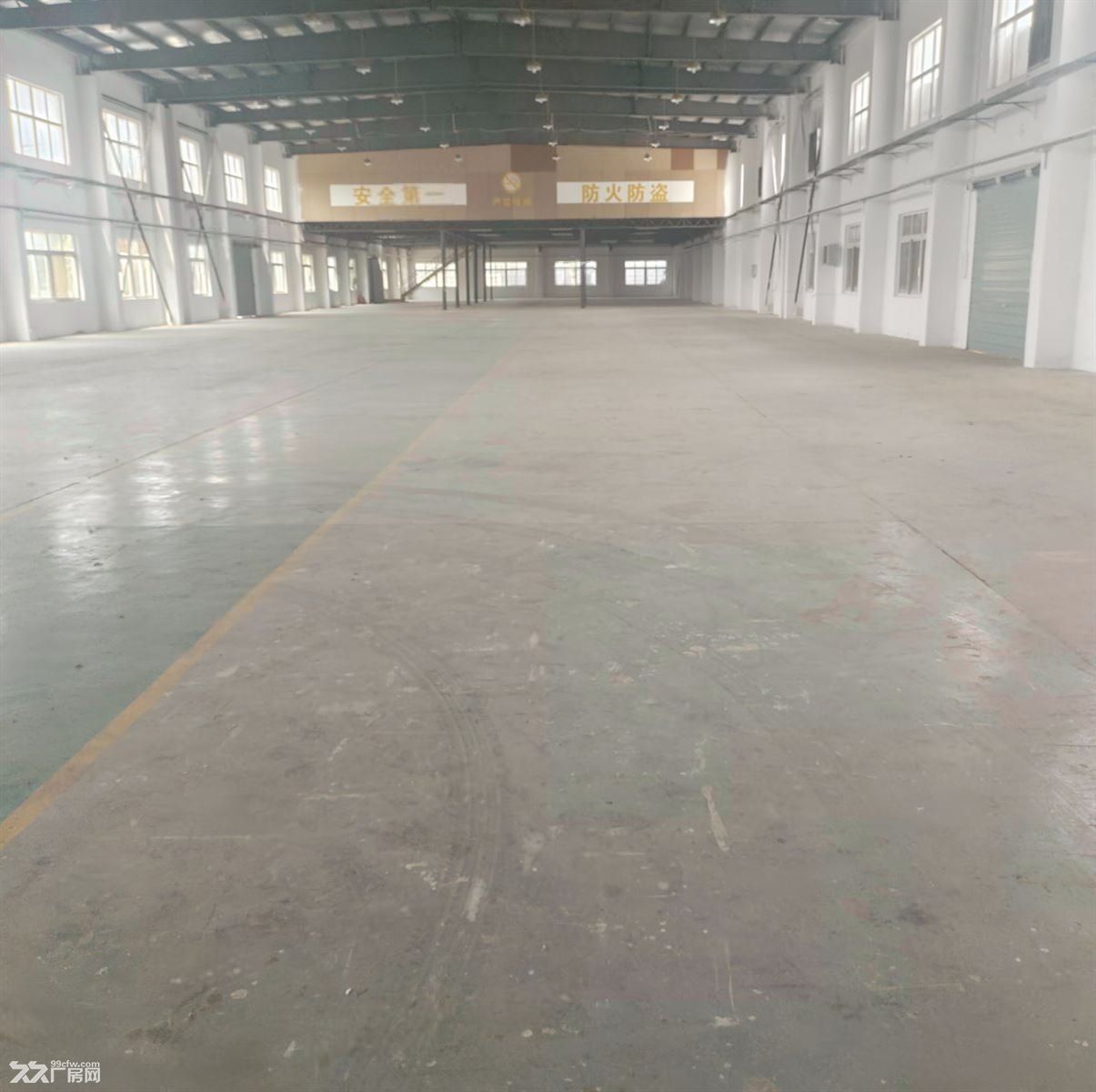 房东出租:江桥新出独门独院6千平,面积大小可分割层高10米场地超大。 - 2