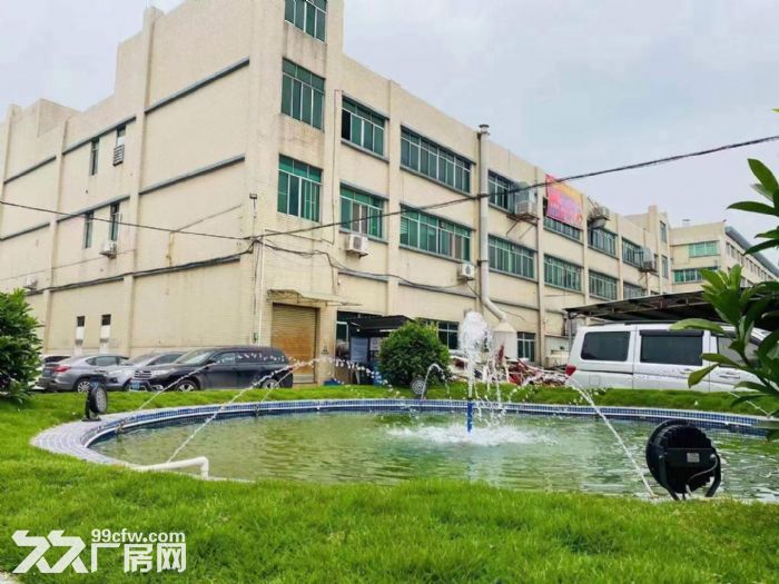 黄埔东区萝岗高速路出口附近园区厂房出租8040平，500起租，带精装修