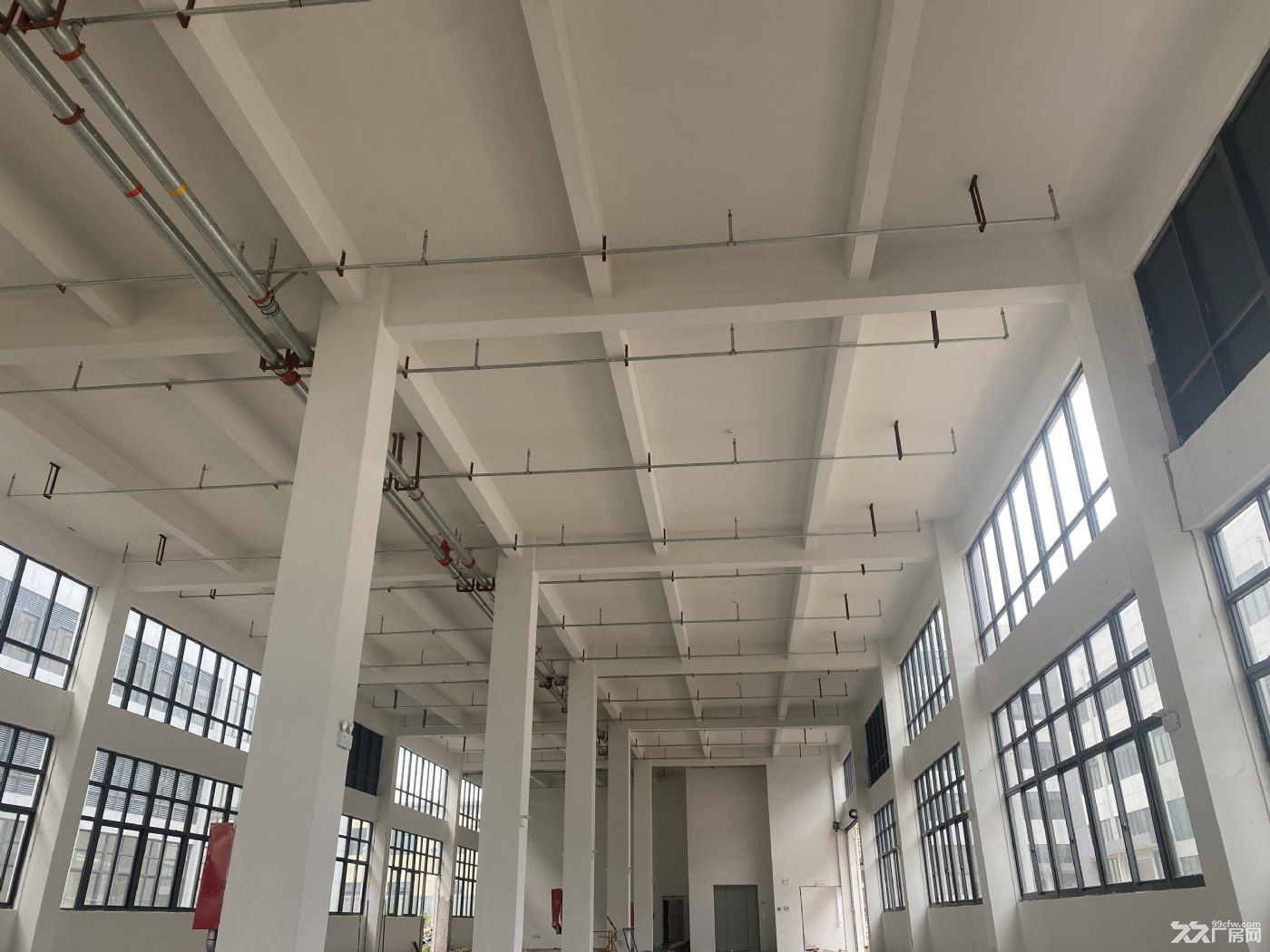 出售独门独院 送院子 方便卸货 价格洼地 紧靠高速出口 双证齐全 - 6