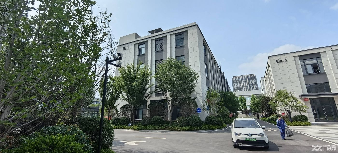 铜山新区独栋花园式厂房出售 2400平 即买即用 首付仅2成