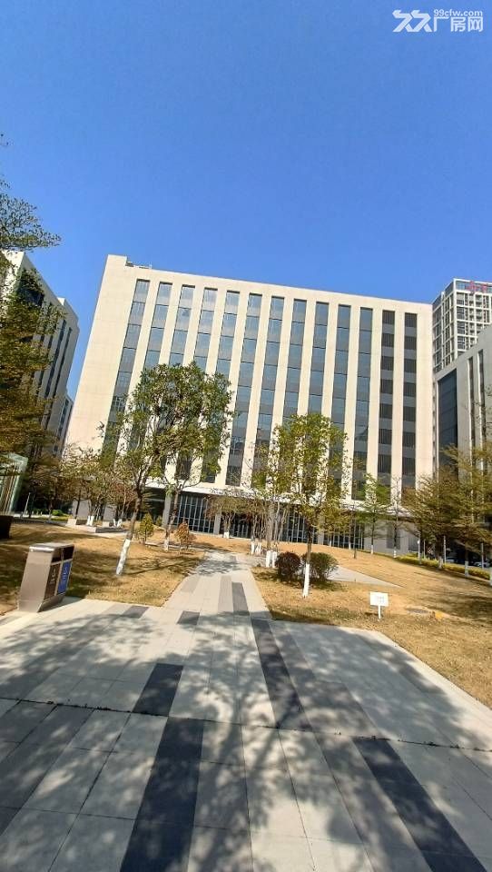 珠海高新区6字头即拥有1楼厂房2000㎡高7.8米