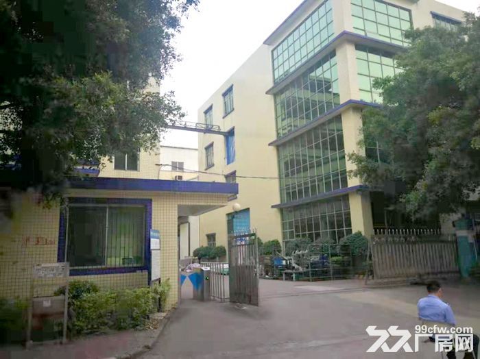 花都镜湖工业区分租一楼厂房 1100平方 7米高 带行车 可办环评 - 2